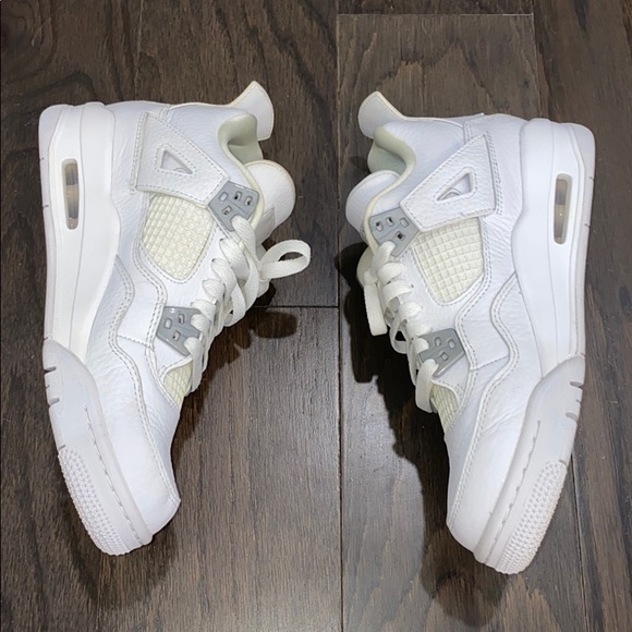 Jordan Shoes - Jordan White Retro 4
